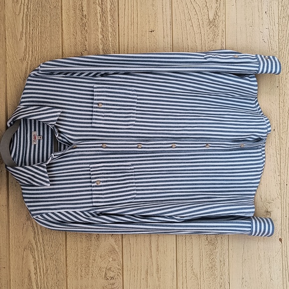 Faherty Women's Legend Sweater Shirt - Picture 2 of 5